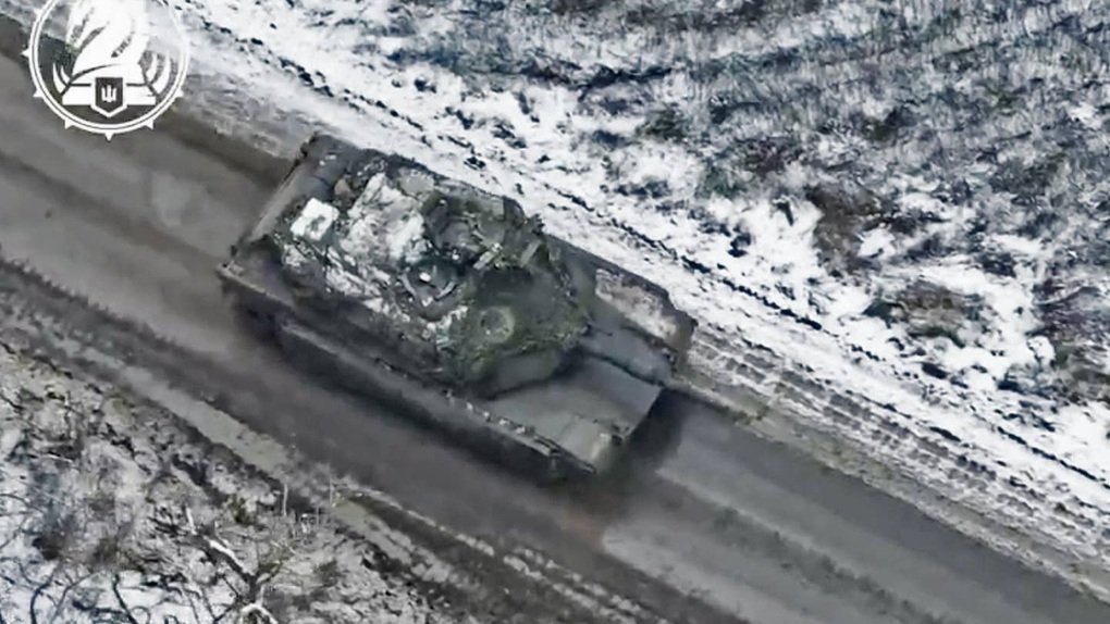 The American Abrams super tank entered combat for the first time in the Ukrainian battlefield 0